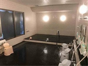 ホテル丸忠クラシコの浴室内
