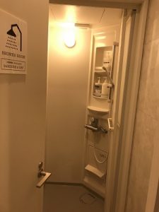 カンガルーホテルSIDE_Bのシャワールーム