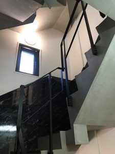 カンガルーホテルSIDE_Bの階段