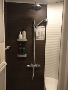 丸忠チェントロのシャワールーム