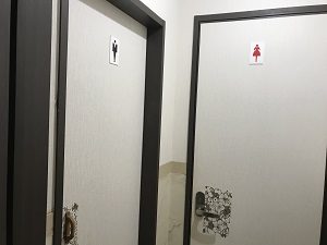 韓国館のトイレは男女別