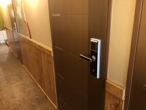 東京SA旅館の客室の解錠はカードキー